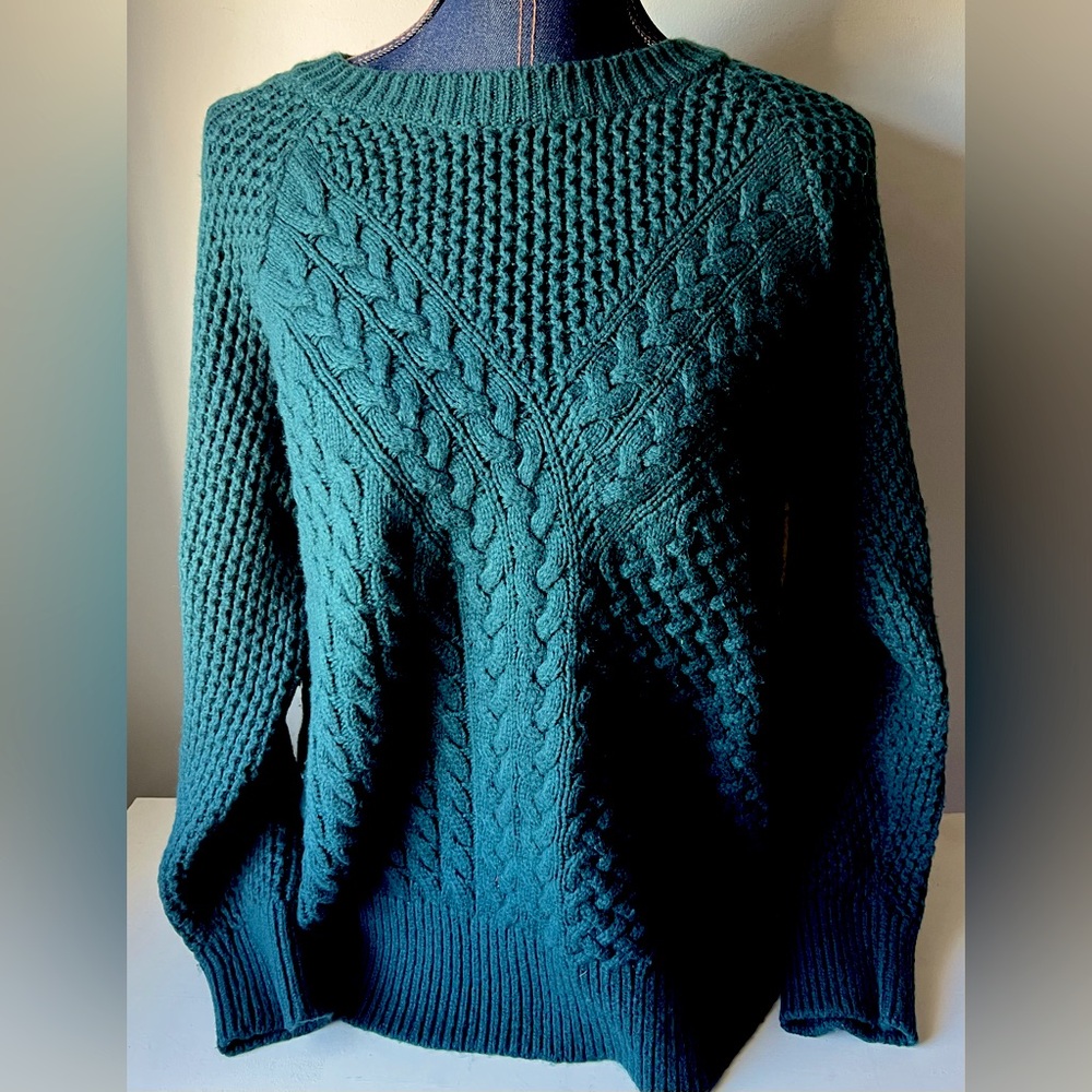 Banana Republic Green Cable Knit Sweater Size Large